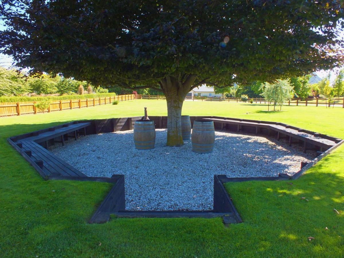 Copper Beech Wanaka - Luxury Accommodation المظهر الخارجي الصورة