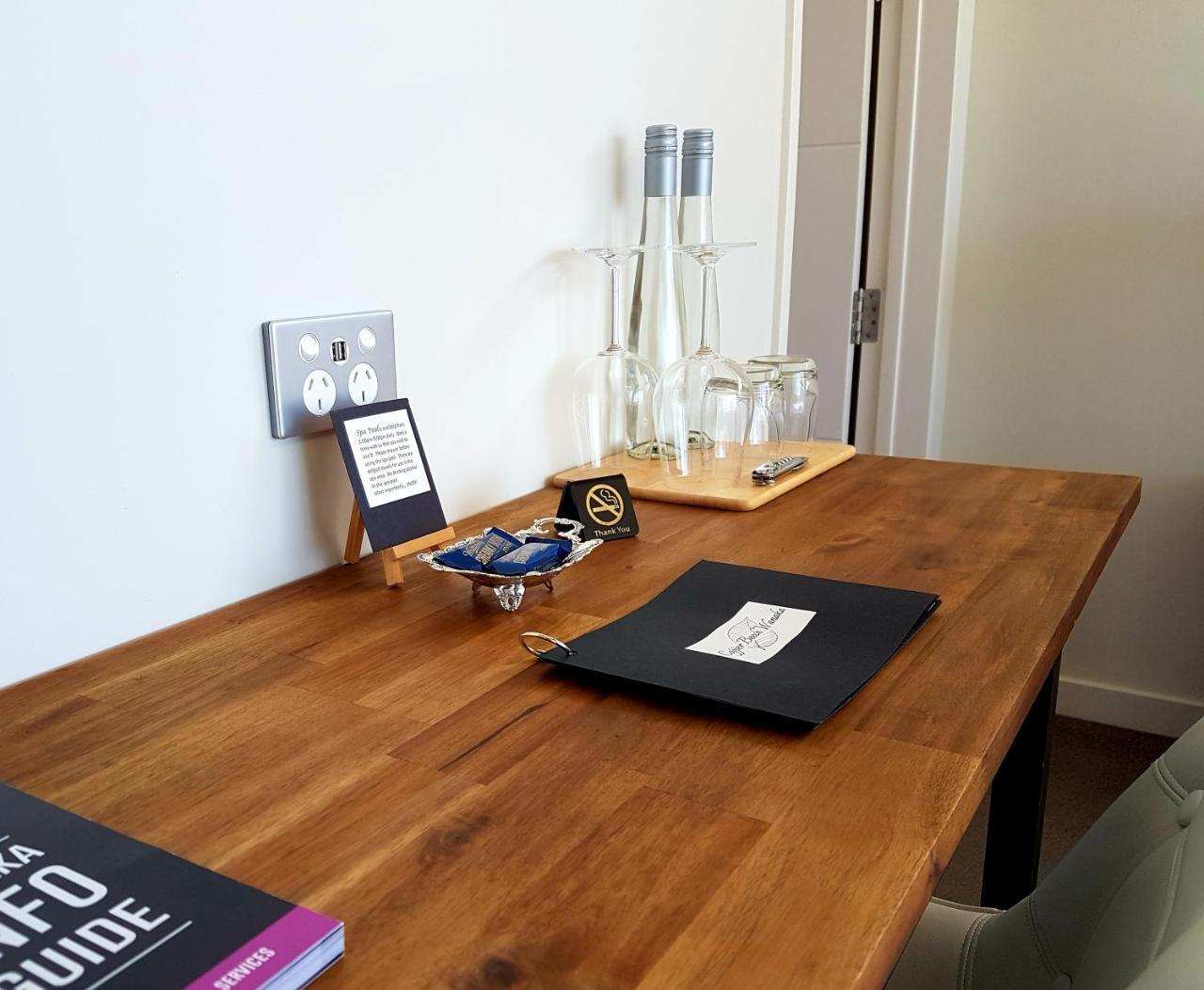 Copper Beech Wanaka - Luxury Accommodation المظهر الخارجي الصورة